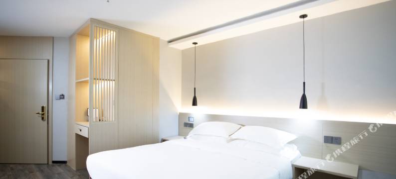 泗洪左岸酒店(花园口国际广场店)图片