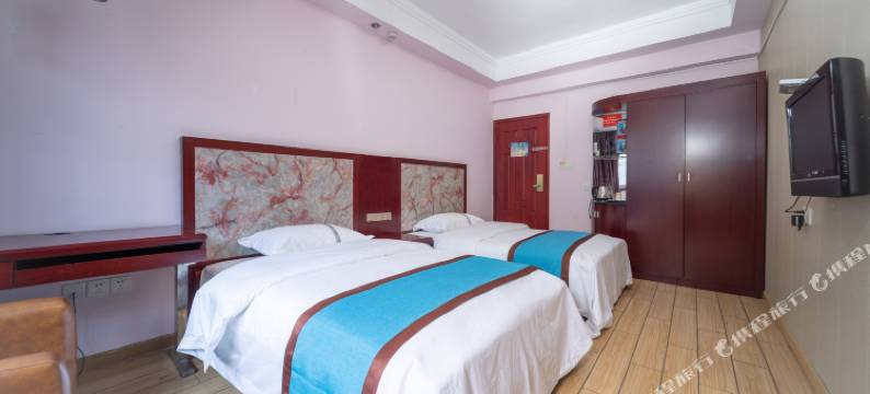 博鑫酒店(汽车西站望城坡地铁站店)图片