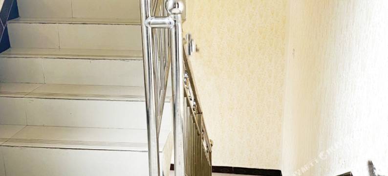 海螺沟杨佰佬金银山酒店图片