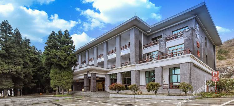 云阳铭雨龙缸假日大酒店图片