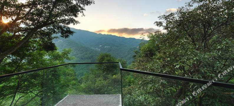 青城山山色森林私汤酒店图片