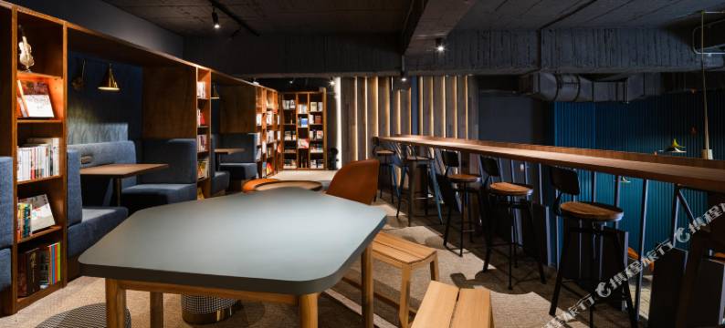 悦乐旅店 - 台中站前图片