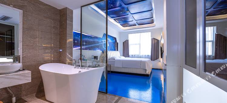 柏纳酒店(柳州城中万达窑埠古镇店)图片