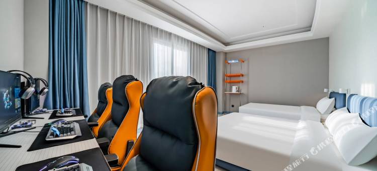 网鱼电竞酒店(南京江宁东山地铁站店)图片