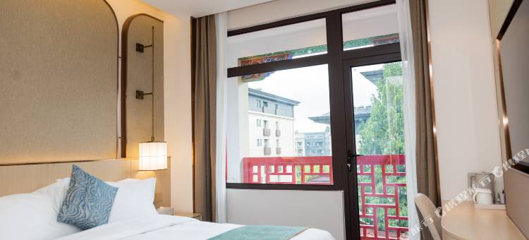 东宫大酒店(南京博物院明故宫地铁站店)图片