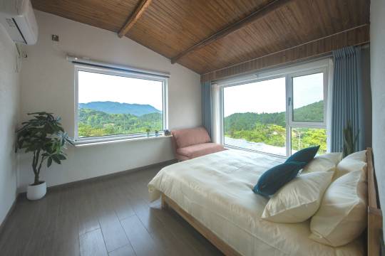 庐山夜雨民宿(庐山牯岭街索道上站台店)