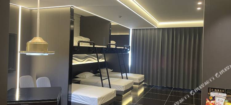 春一瓣电竞酒店图片