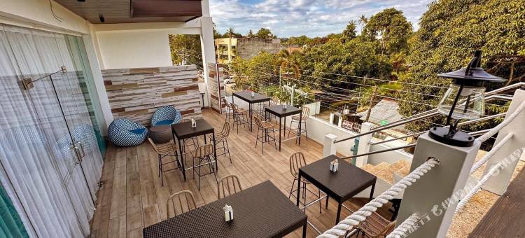 灯塔角酒店(Lighthouse Point Hotel)图片