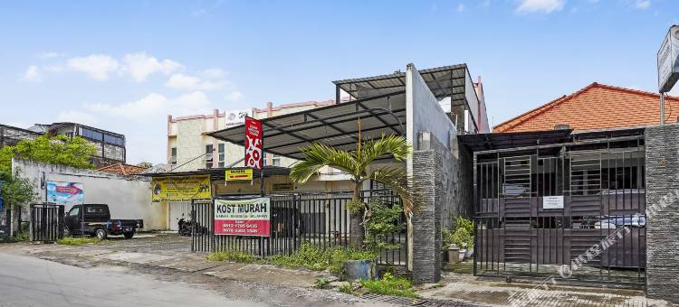 OYO 90842 Matahari Syariah酒店(RedDoorz Syariah Near RS Siti Khodijah Sepanjang)图片