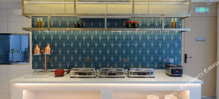 白玉兰酒店(十堰东风大道机场店)图片