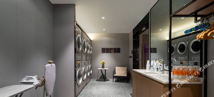 十堰大美国际上海路亚朵酒店图片