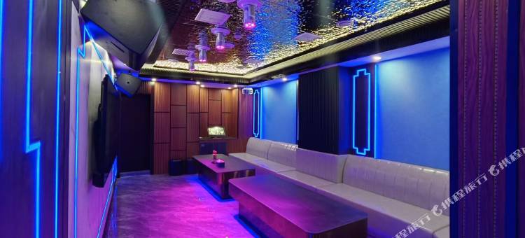 镇坪欣荣酒店图片