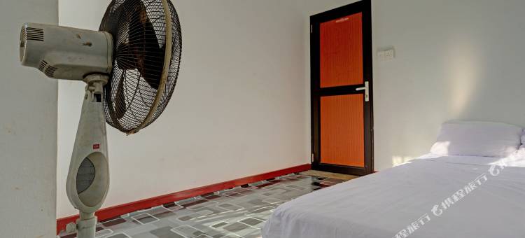 斯波特昂 92875 佩利塔住宿酒店(Spot on 92875 Pelita StayNearAnugrah Sinar Lautan)图片