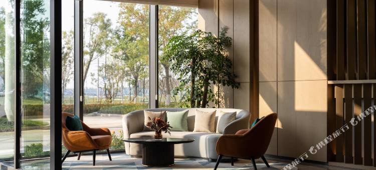 济南国博城绿地铂派酒店图片