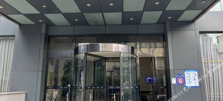 静谧时光影视民宿(南京新街口苏宁雅悦店)图片