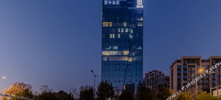 伯爵世家酒店(阜阳双清湾公园市民中心店)图片