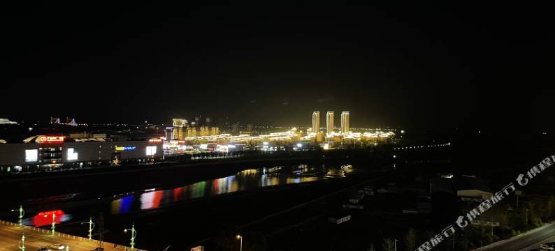 庄河友你民宿(长河悦湖店)图片