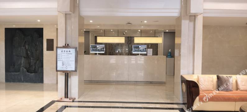 哈尔滨阳光浴场酒店(珠江路地铁站店)图片
