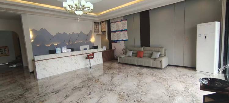 林芝润博酒店图片