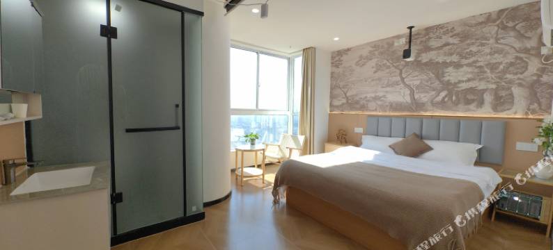 佳旭设计师民宿(南京新街口地铁站店)图片