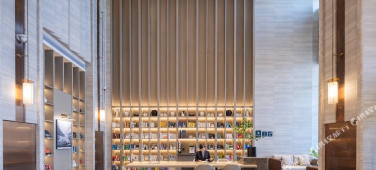 潍坊高新区管委会健康东街亚朵酒店图片