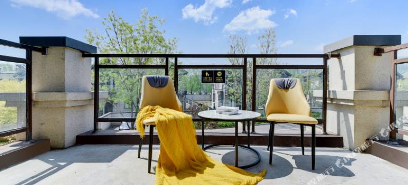 安烁·别墅酒店(荣盛健康谷店)图片