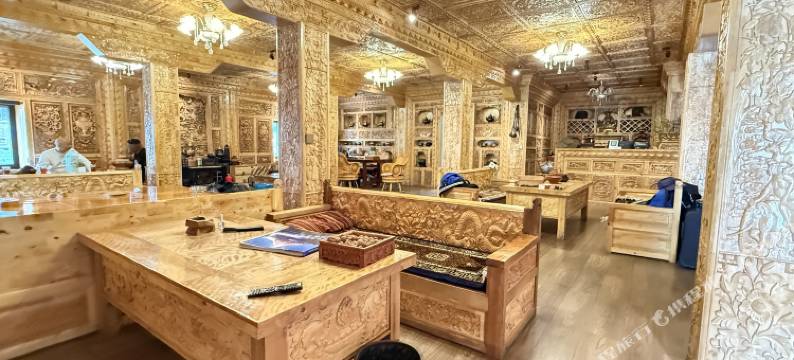 木里康萨雍居民宿图片