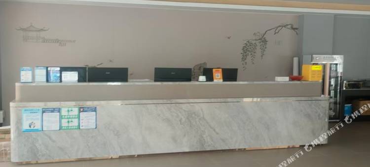 铂顿丽呈酒店(徐闻文化广场城东大道店)图片