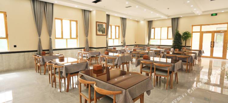 格林豪泰商务酒店(二环路美食街店)图片