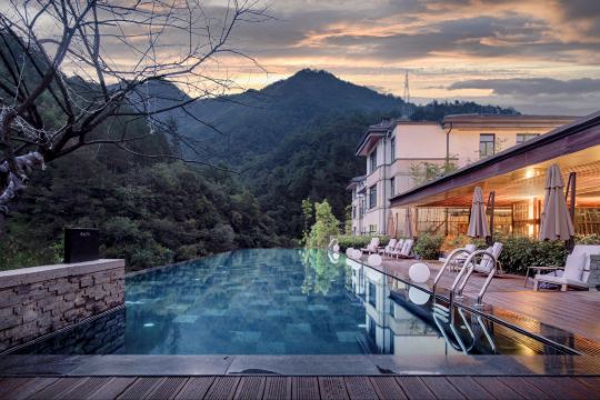 磐安云上花溪度假酒店