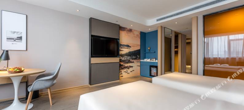 杭州临平崇贤上亿广场亚朵酒店图片