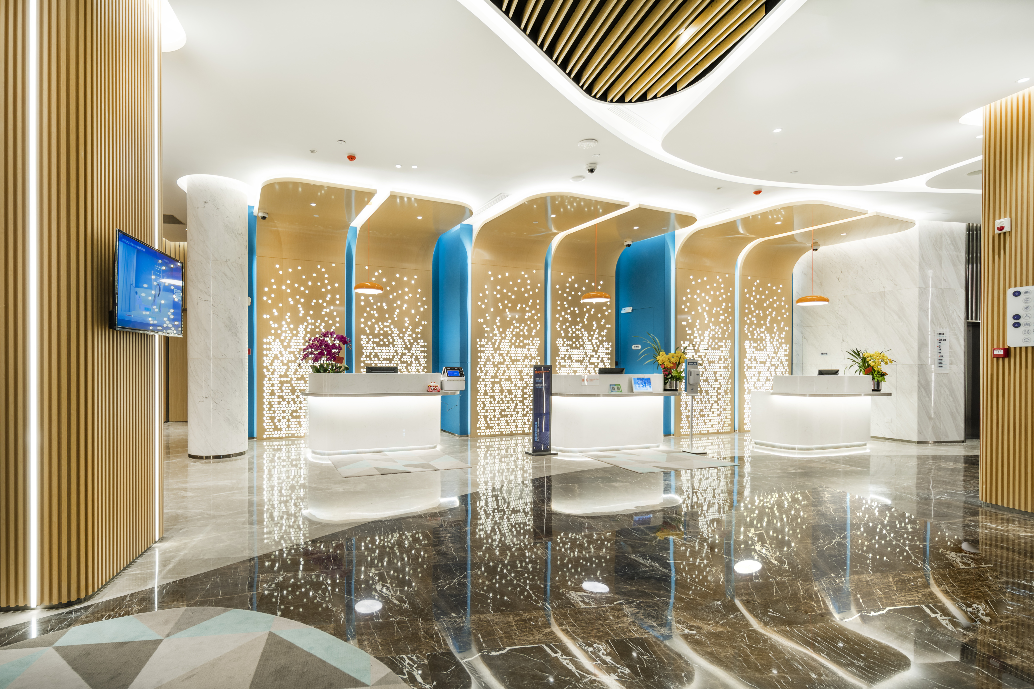 Holiday Inn Express Shanghai ZhangjiangOver view