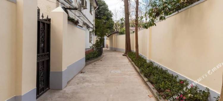 上海正常接待衡山路花园房/投影/烘干机公寓图片