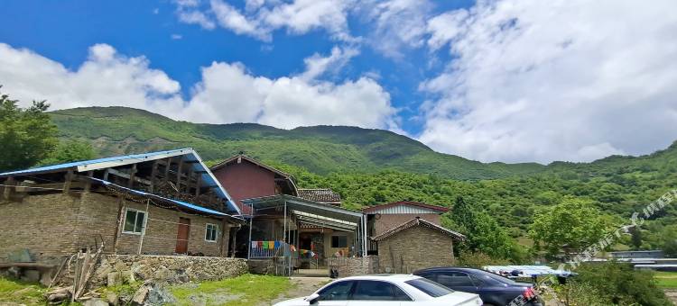 达瓦更扎浩玥云舍民宿图片