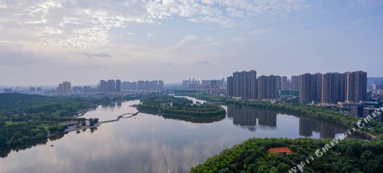 麦卡伦湖景智能民宿酒店(蚌埠张公山公园万达广场店)图片