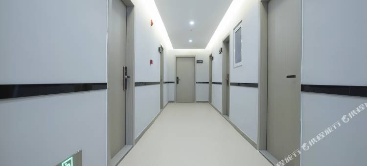 华庭酒店(胶东机场实验高中店)图片