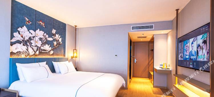 白玉兰酒店(沈阳北站西塔街店)图片