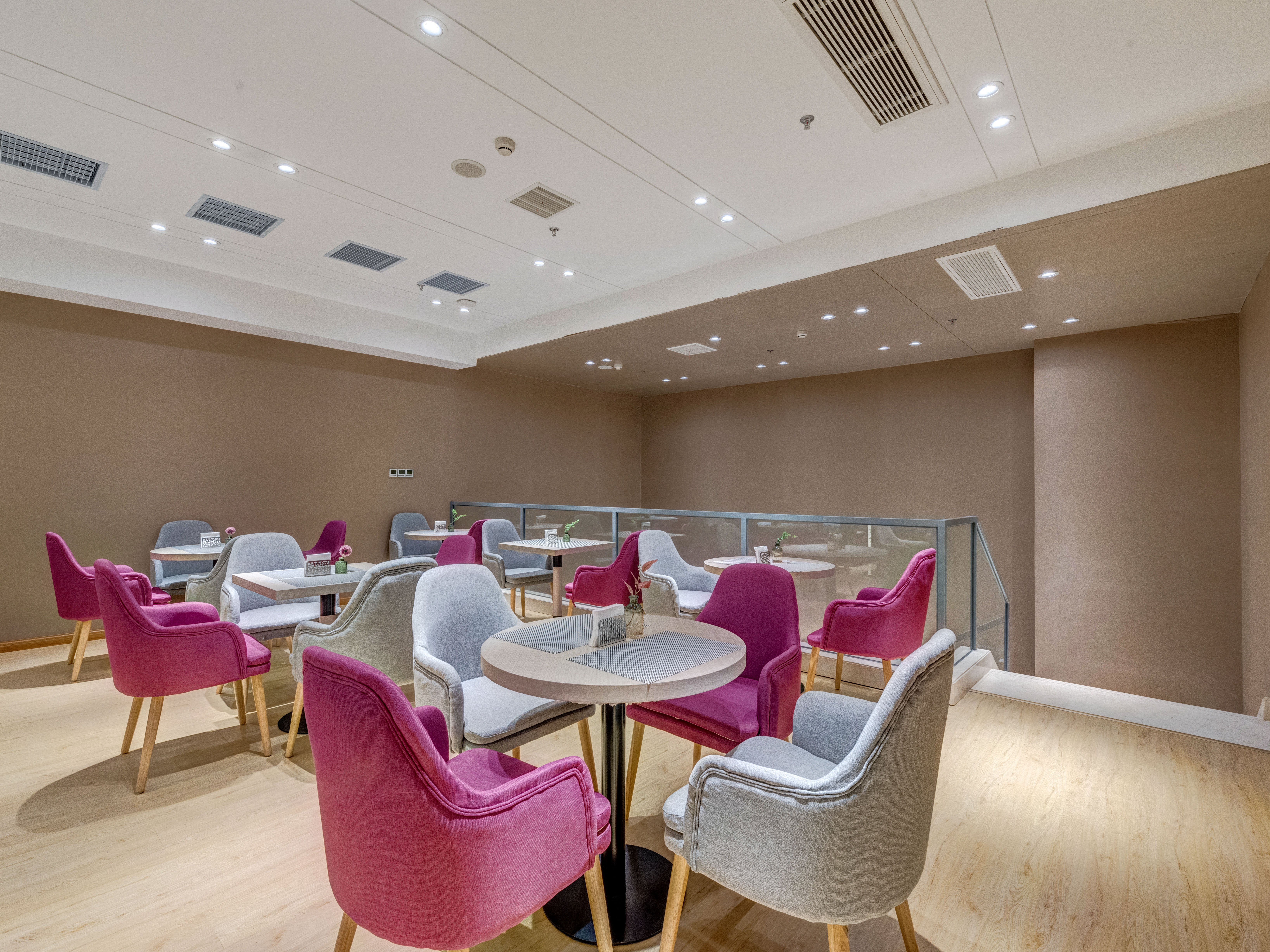 Lavande Hotel (Tianjin Meijiang Convention and Exhibition Center Sam's Club)Over view