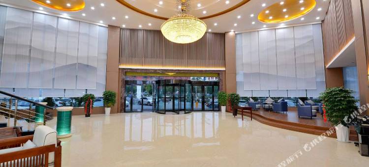 洛阳华墨逸致酒店(洛阳站国花路地铁站店)图片