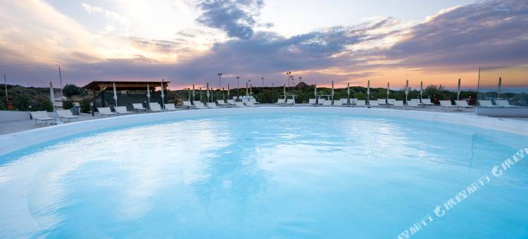 Red Sun Village图片