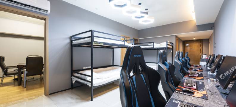 奥创电竞公寓(临沂恒大华府店)图片