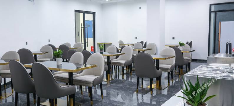 艾菲亚智能酒店(武冈汽车北站店)图片