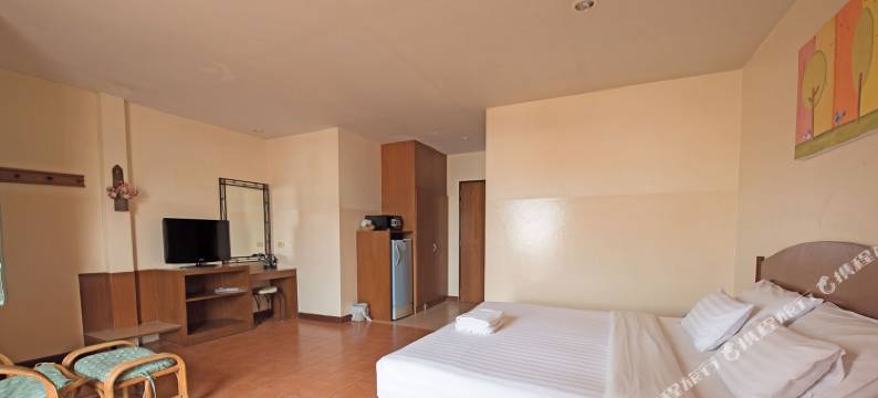 欧佩普莱斯芭堤雅酒店(Opey de Place)图片