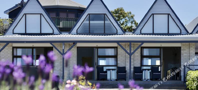 山墙湖滨汽车旅馆(Gables Lakefront Motel)图片