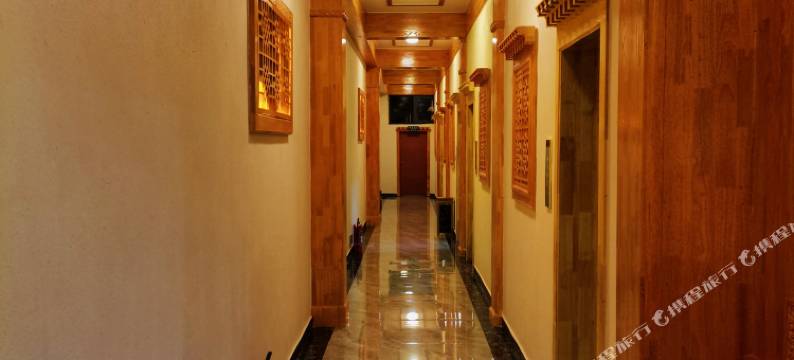 迭部扎尕那阿班民宿图片