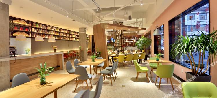 佛堂古镇老街﹒花漾酒店(义乌宝龙城市广场店)图片