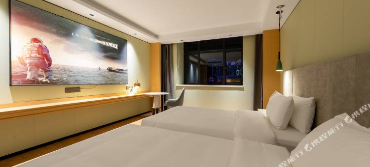 俏百合酒店(佛山顺德锦龙地铁站店)图片