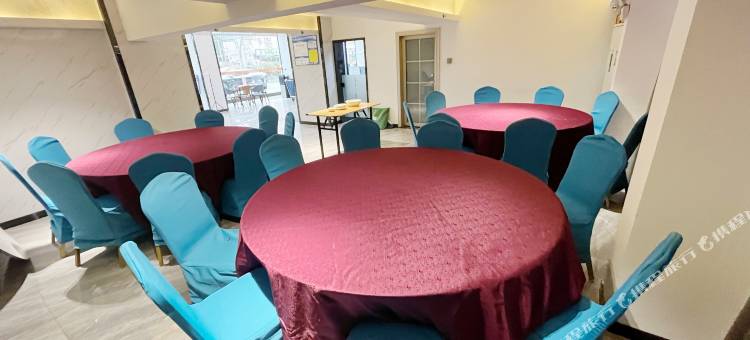 英九大酒店(英德汽车客运站)图片