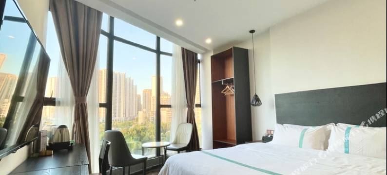 海口荣和泰酒店(高铁东站龙湖天街店)图片