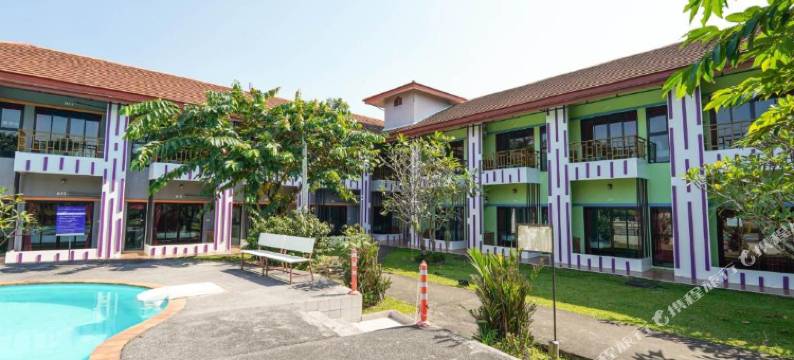 拍那是尼空客房探索酒店(RoomQuest Chonburi Phanat Nikhom)图片